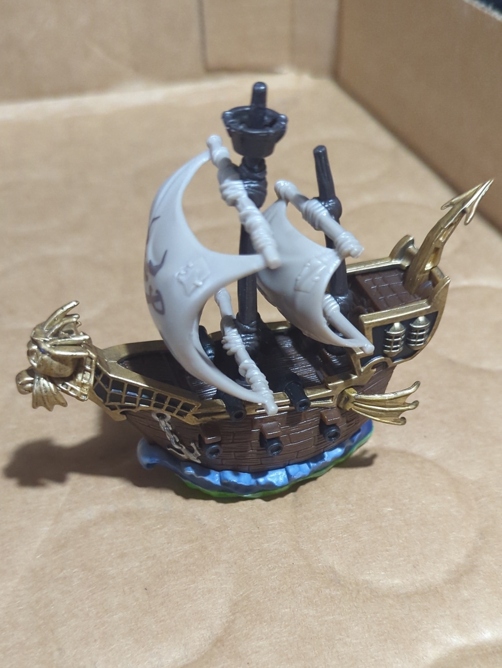 Skylanders: Pirate Seas location ship figure Spyro's Adventure